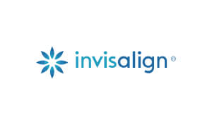 Carolina Riesgo Bilingual Voiceover Artist Invisalign Logo